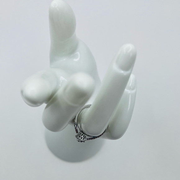 Round Brilliant .50 CT VS Lab Diamond Silver Ring - Picture 5 of 8